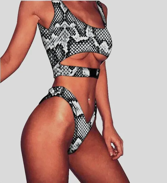 2018 Sexy Bikini Swimwear Women Swimsuit Brazilian Bikini Set Green Print Halter Top Beach wear Bathing Suits S-XL