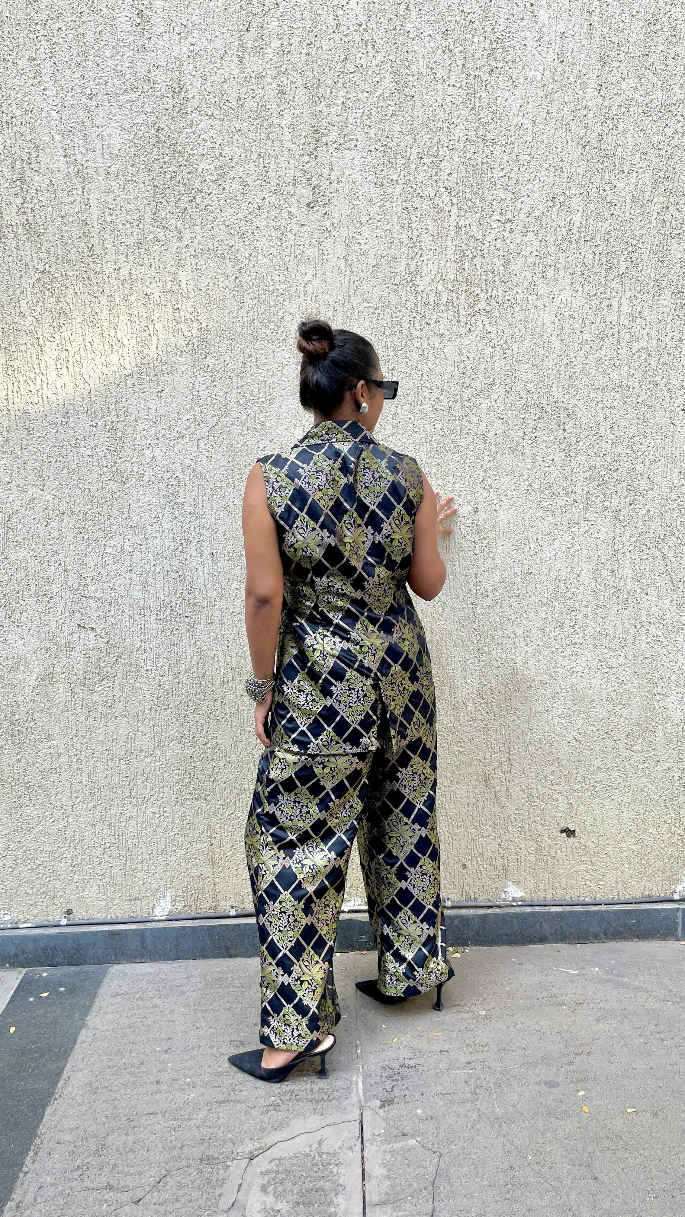 Dune Silk Pant Suit In Black