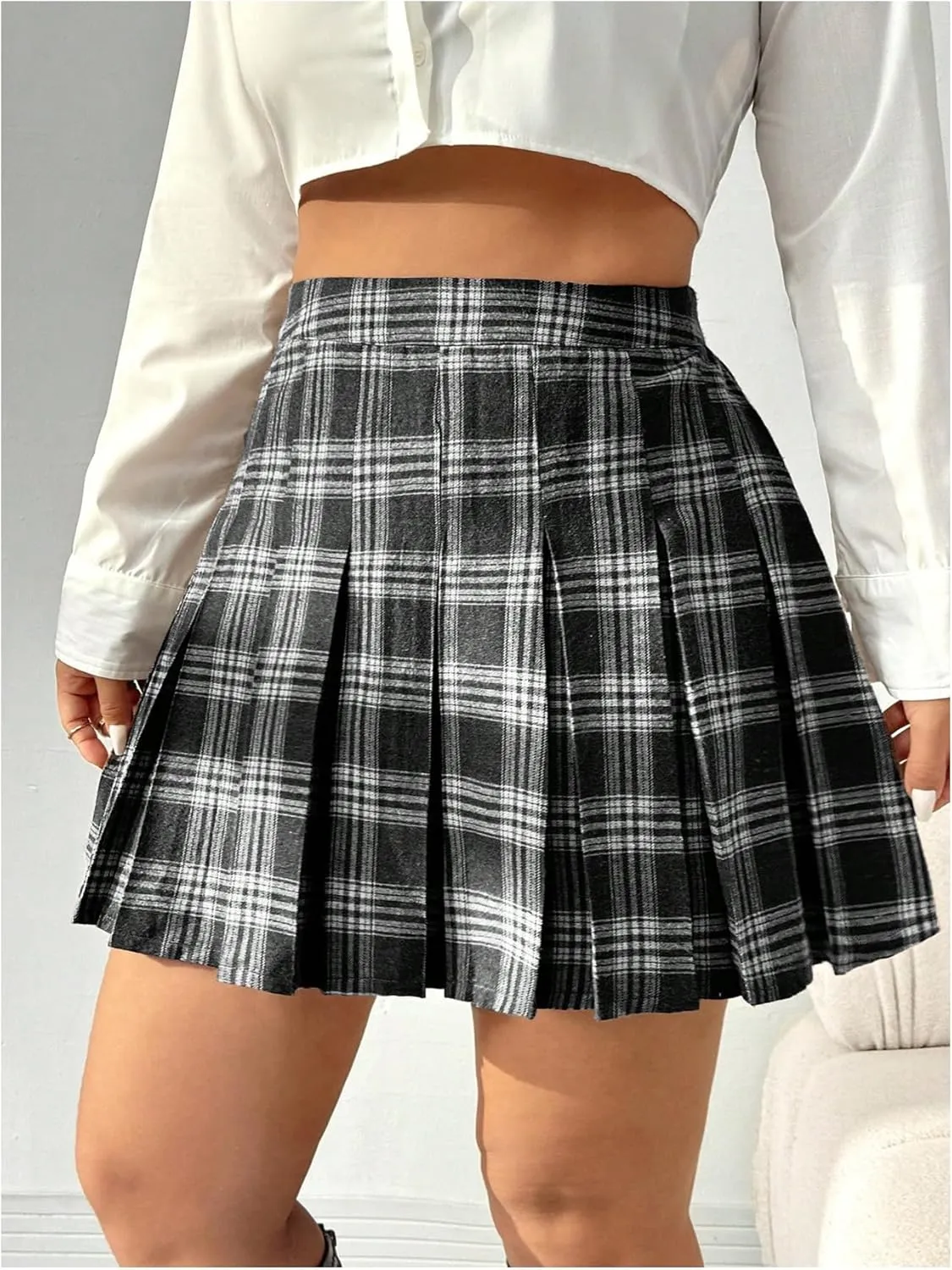 Floerns Women's Plus Size Plaid Print High Waist Mini Skirt Uniform Pleated A Line Skirts