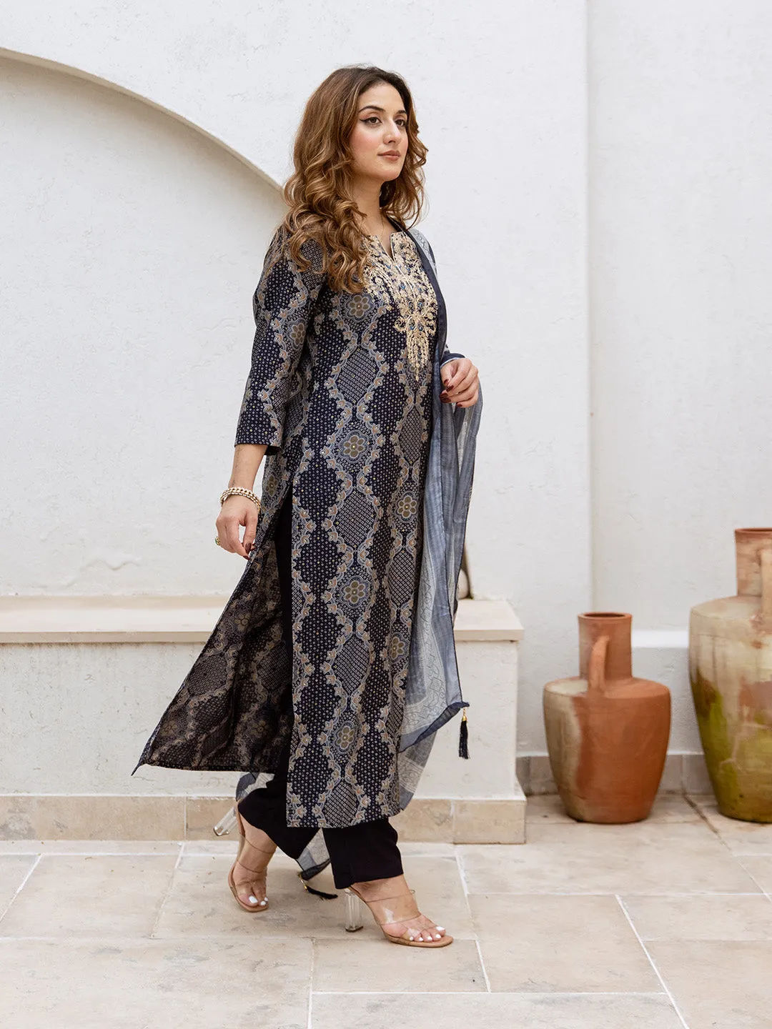 ISHIN Women BLUE MODAL MUSLIN 3pcs kurta set