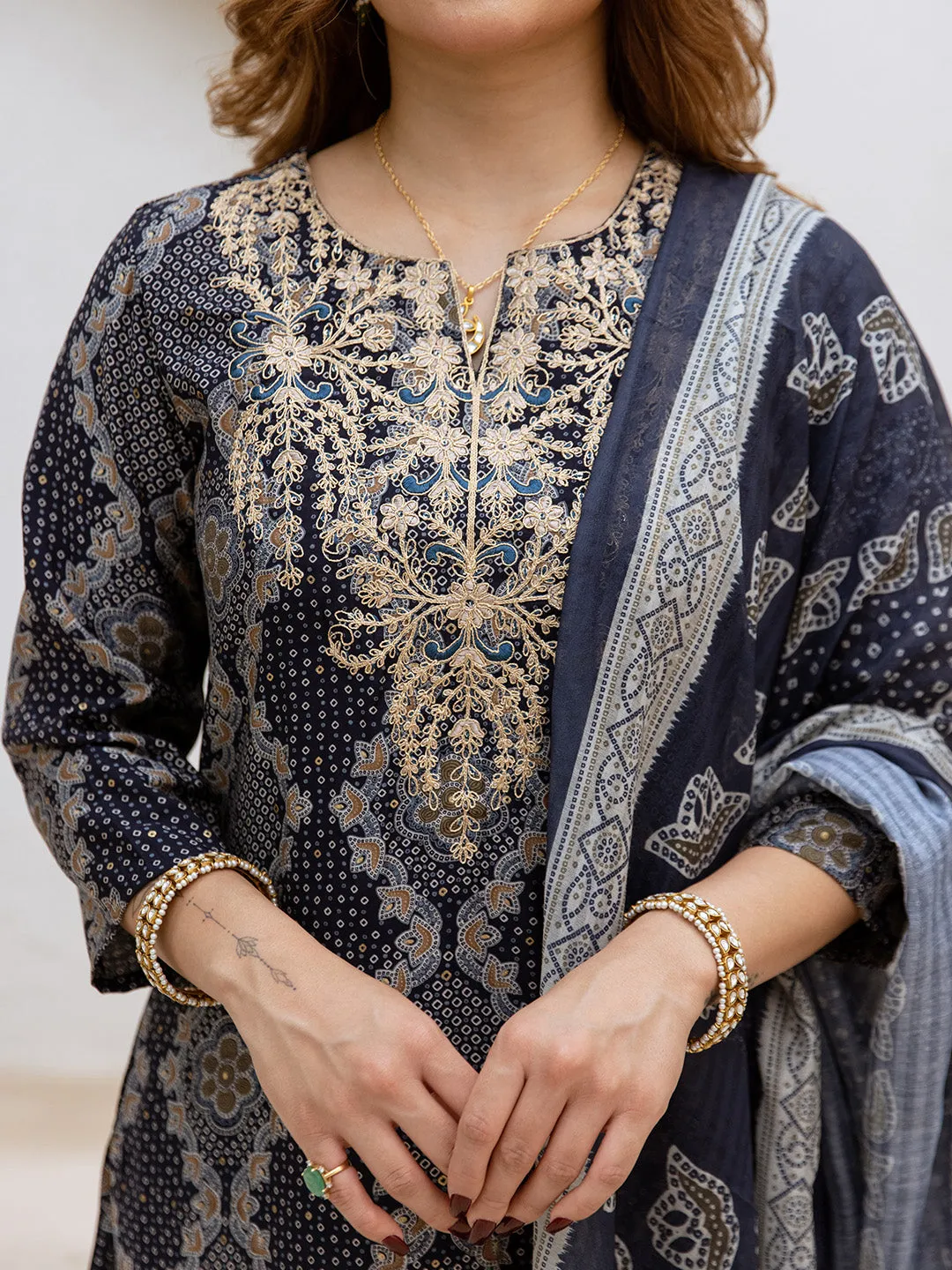 ISHIN Women BLUE MODAL MUSLIN 3pcs kurta set
