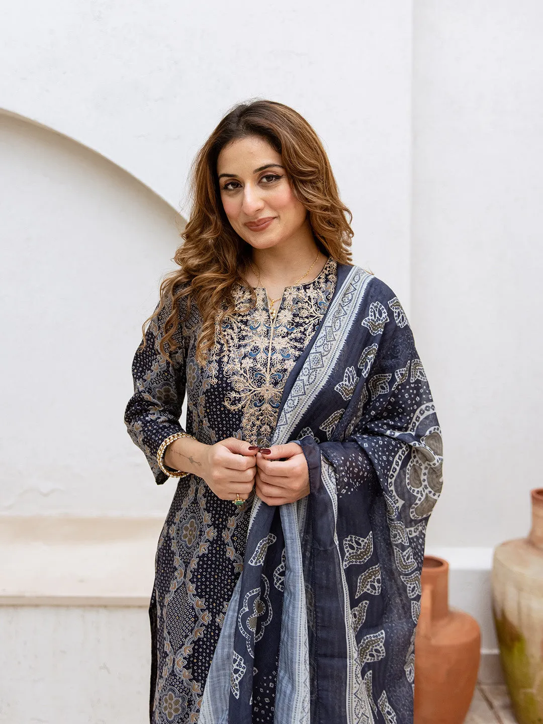 ISHIN Women BLUE MODAL MUSLIN 3pcs kurta set