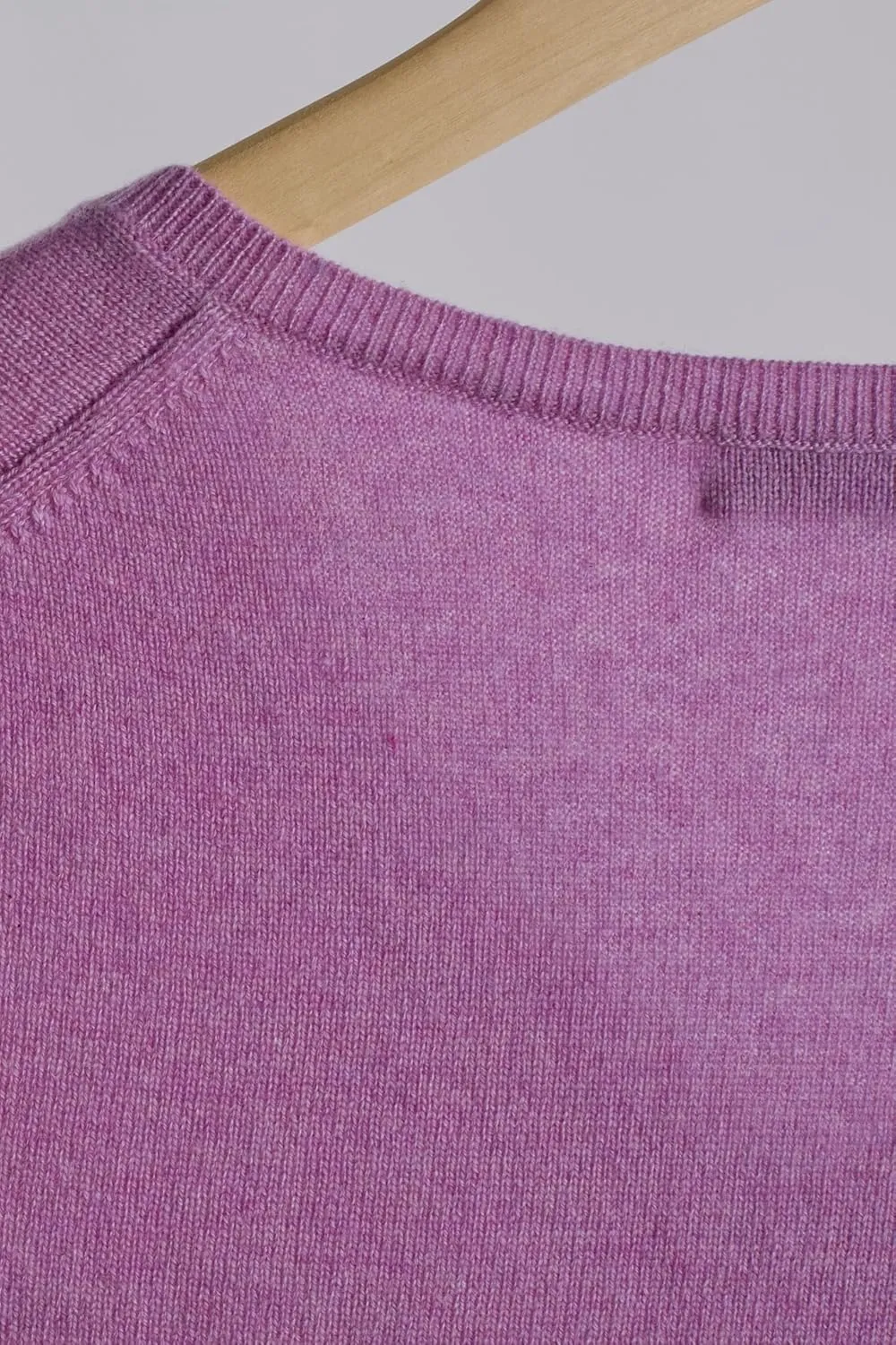 JENNIE LIU Women's 100% Pure Cashmere Long Sleeve Pullover V Neck Sweater