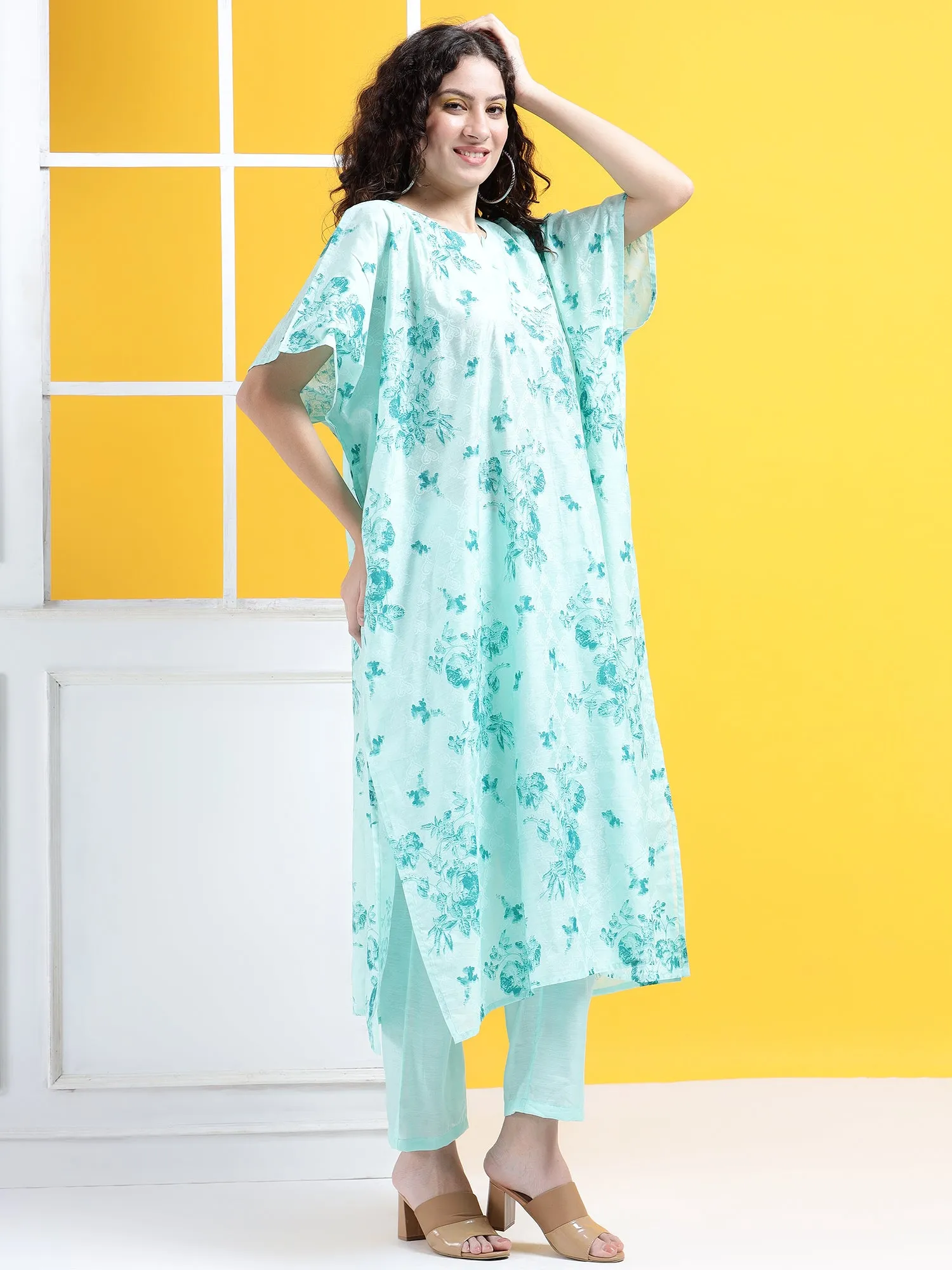 Luxurious Kaftan Style Suit - Set of 2