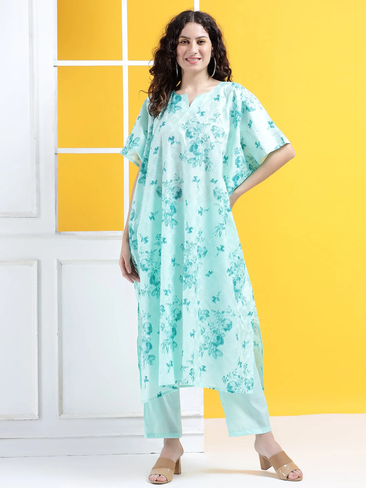Luxurious Kaftan Style Suit - Set of 2