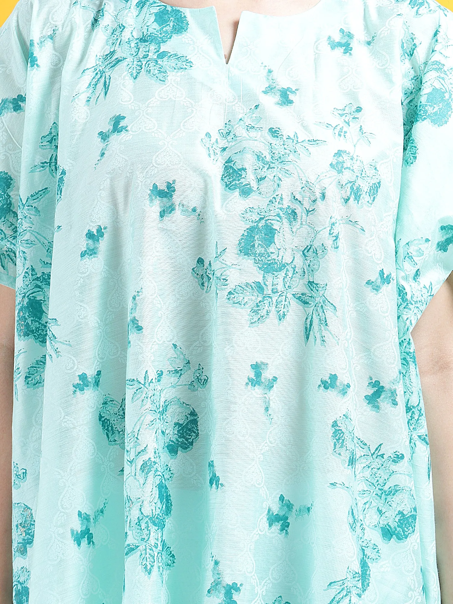 Luxurious Kaftan Style Suit - Set of 2