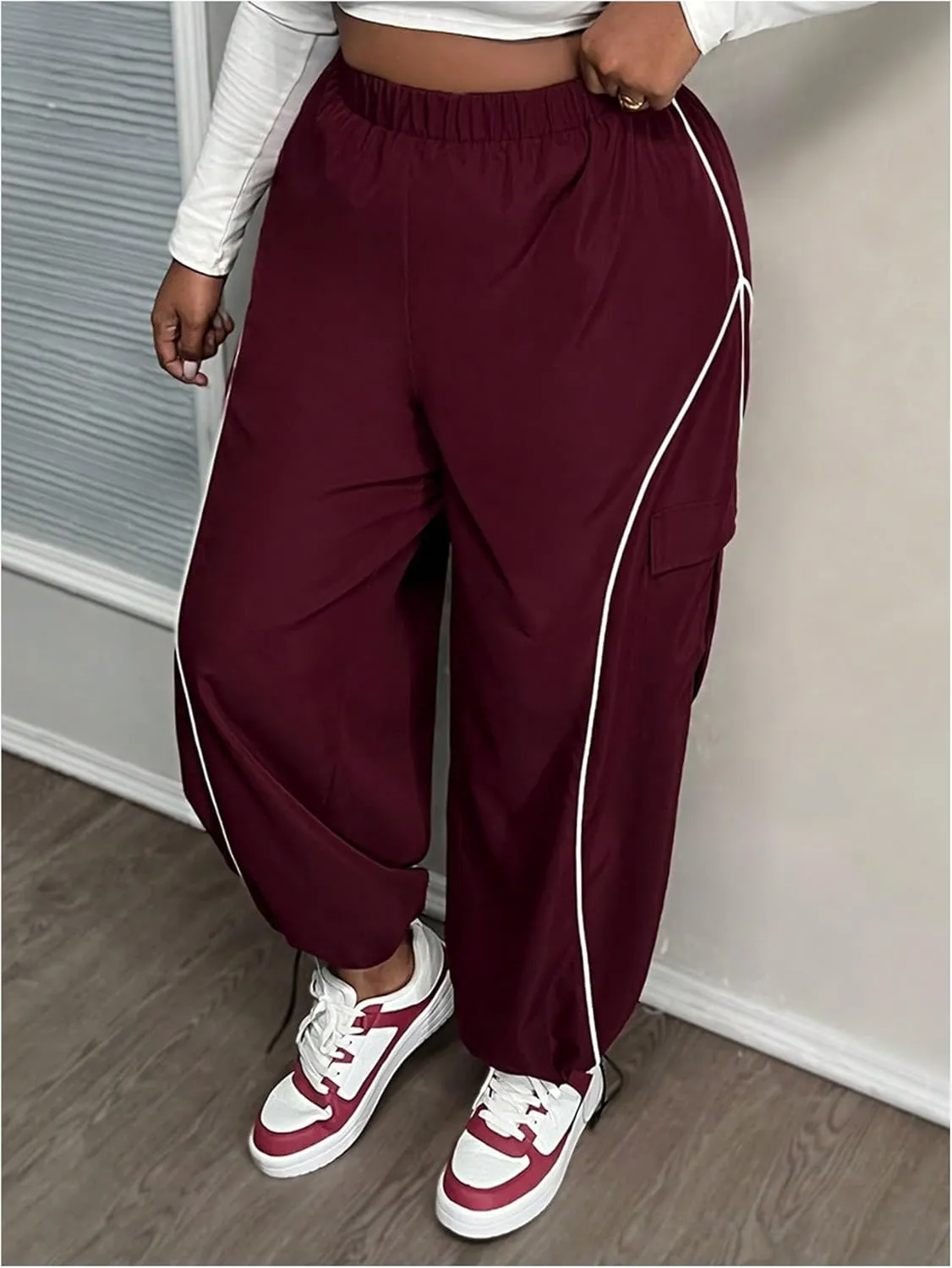 OYOANGLE Women's Plus Size Contrast Binding Cargo Pants Elastic Waist Wide Leg Baggy Parachute Trousers