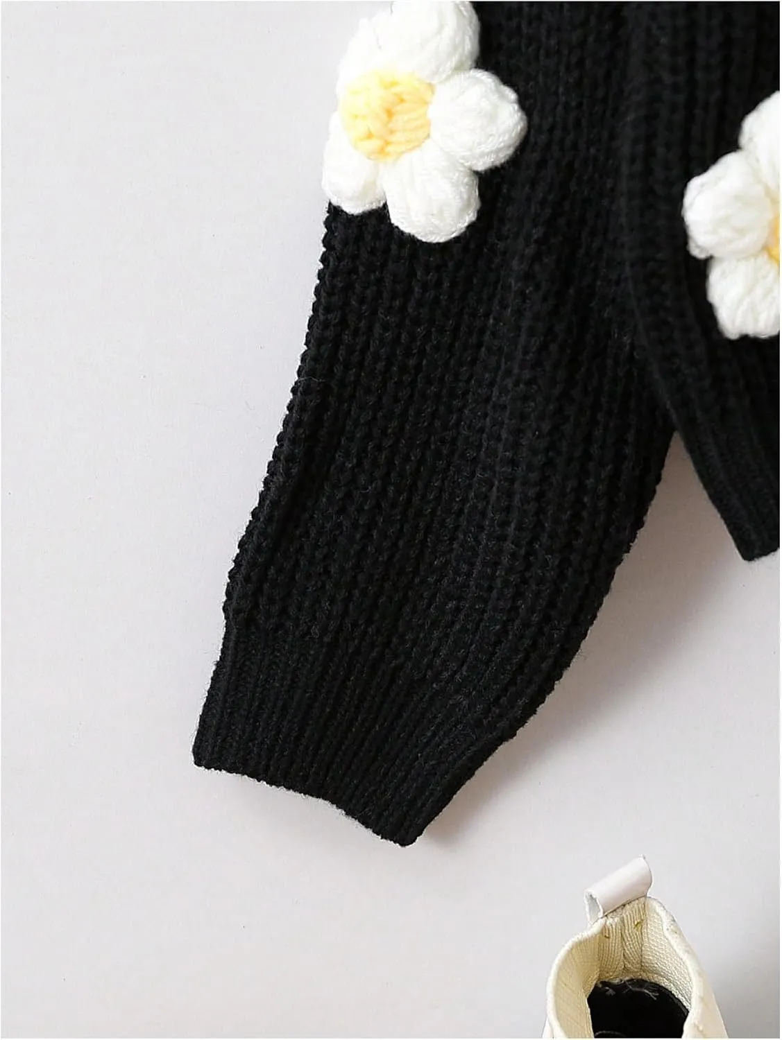 WDIRARA Girl's Cute Open Front Button Down Cardigans Long Sleeve Floral Flower Applique Knit Sweaters