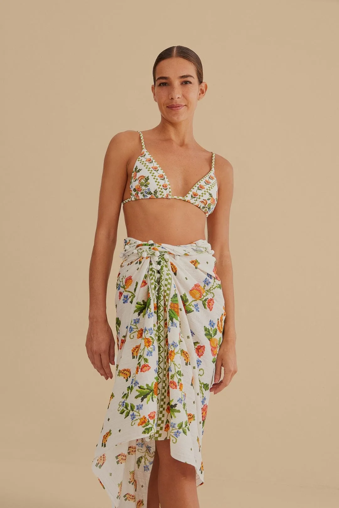 White Summer Vitamin Sarong
