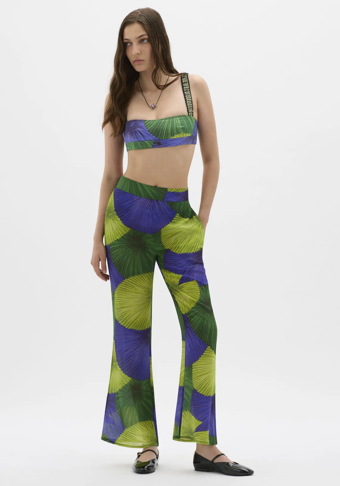 YIN LOTUS PALM CROP TOP