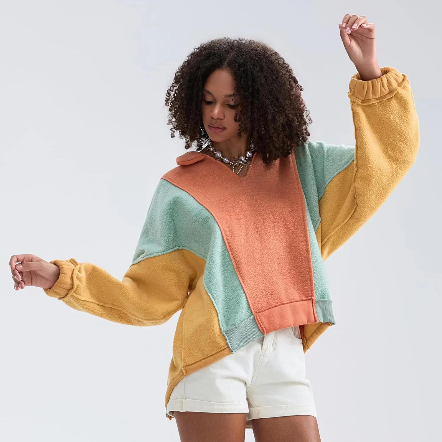 Yuemengxuan Womens Oversized Sweatshirts V-Neck Fleece Hoodies Tops Colorblock Pullover Sweaters Y2k Warm Fall Outfits
